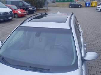 Bmw 3 e91 325xi, automat, panorama, xdrive, tažné - 2