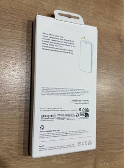 Průhledný kryt s MagSafe pro iPhone 16 Pro - originál - 2