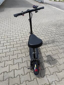Elektrokoloběžka Smoot M9 - 2