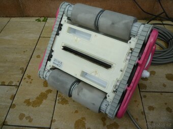 Bazénový robot BWT D200 - na opravu nebo ND - 2