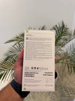 iPhone 16 Pro Max 256 Desert Titanium Nový - 2