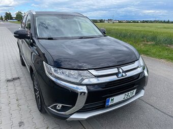Mitsubishi Outlander 2,2did 110kw Automat 2017 TOP - 2