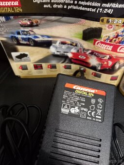 Autodráha carrera digital D124 silné trafo 18V - 2