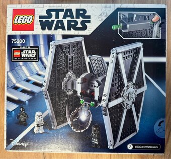 Lego - 75300 (Imperiální stihačka TIE) - 2