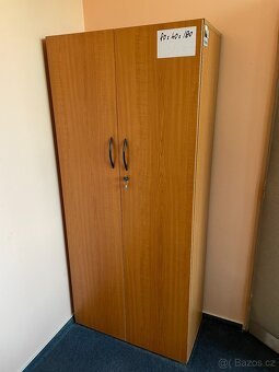 Kancelářské skříně - vyšší - 2