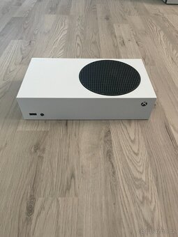 Prodám Xbox series s 512Gb - 2