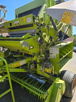 Lis na kulaté balíky CLAAS VAriant 280 - 2