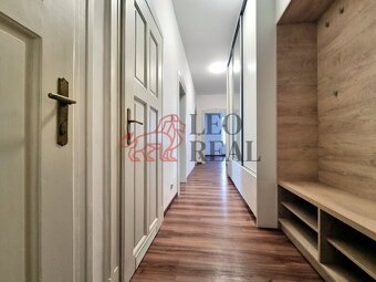 Prodej prostorného bytu 4+1 s balkonem, zahradou a skvělou d - 2