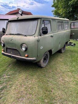 UAZ 452 Buchanka - 2