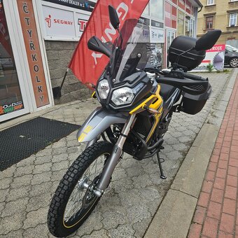 Voge 300 Rally, Záruka do 08/2028, padací rám, 3x kufr, ČR, - 2