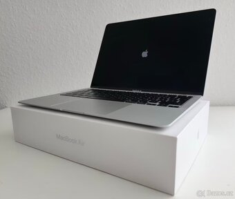 Zánovní Apple MacBook Air 13" M1 256GB/8GB RAM Space Grey - 2