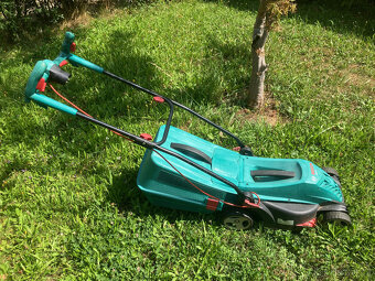 Elektrická sekačka Bosch ARM 34, 1300W - 2