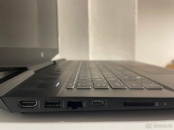 HP Pavilion Gaming 17 - 2