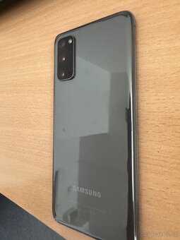 Samsung s20 rozbity display - 2