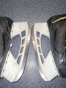 Dětské hokejové brusle Bauer vel. 33,5 - 2