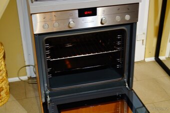 Siemens nerezový vestavný sporák HE23AB510 - 2