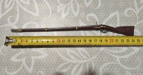 Dřevěná dekorace, malá 24cm - 2