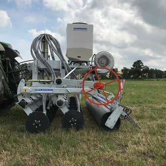 Secí stroj pro přímé setí (no-till) - 2