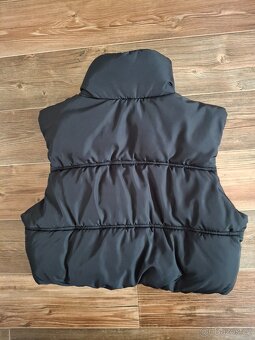 Zimní prošívaná vesta xxs - značky H§M - 2