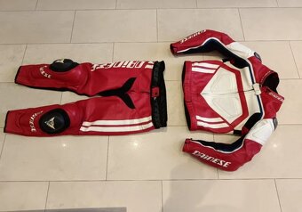Dainese Gran Premio-Pánská kožená moto kombinéza, dvoudílná - 2