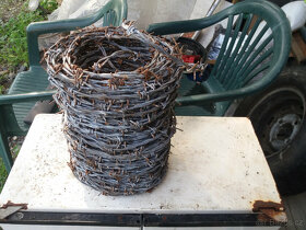 ostnatý drát - 2