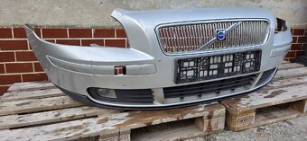 Volvo V50, přední nárazník, stříbrný - 2