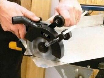 Dvoukotoučová pila - protiběžná - 2