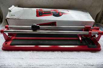 Řezačka na dlaždičky - 2