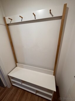 Volně stojící předsíňová stěna - 2