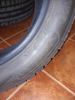 Pneu - 215/55 R17 - 2