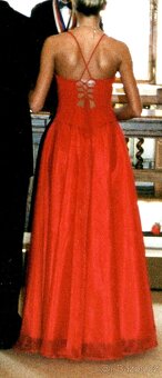 Svatební šaty červené - 2