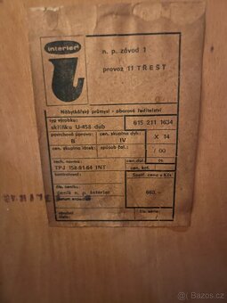 Komoda se čtyřmi zásuvkami - 2