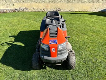 Traktor Husqarna TC138 - 2