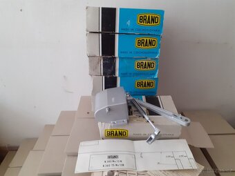 Brano, zavírač dveří - 2