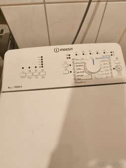 Pračka Indesit - 2