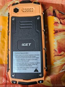 Tlačítkový mobilní telefon iGET Defender D10 - 2
