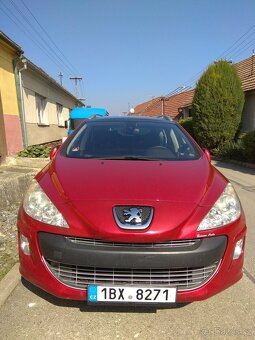 Prodám Peugeot 308 kombi na náhradní díly - 2