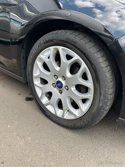 Ford Focus 1.5 EcoBost 110 kw / TITANIUM - 2