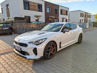 Kia Stinger 3.3biturbo AWD EU - 2