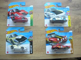 AUTÍČKA HOT WHEELS - 2