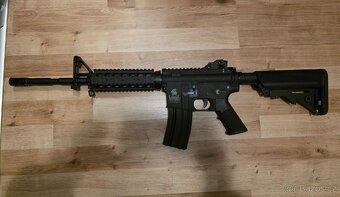 Airsoft - M4 - Lancer Tactical - plast - 2