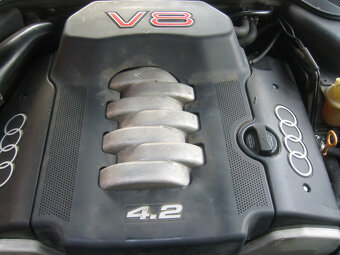 AUDI S8 D2 4.2 250kw - motor AHC, AKH - motor + hlavy - 2