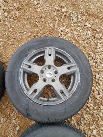 Zimní pneu 215/65R16 na hliníkových discích rozteč 5x112 - 2
