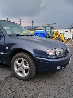 Toyota Corolla - 2