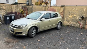 Opel Astra H 1.6 - 2