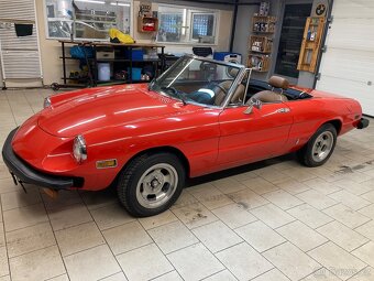 Alfa Romeo Spider - 2