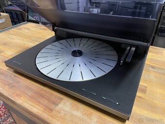 Bang Olufsen - tangenciální gramo Beogram 9000 - 2