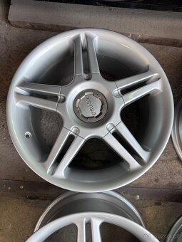 Sada OZ Fittipaldi KOVANÁ r17 5x112 9,5x17 et20 - 2