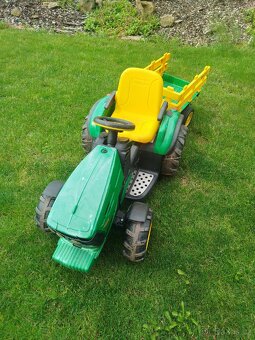 Elektrický John Deere trakturek - 2