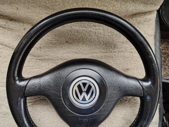 prodám tříramenný volant do VW , Škody ,Seat - 2